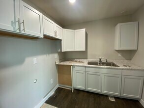 710 2nd Ave N in Onalaska, WI - Foto de edificio - Building Photo