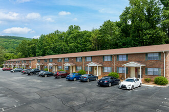 Arbordale Apartment Homes in Dalton, GA - Building Photo - Building Photo