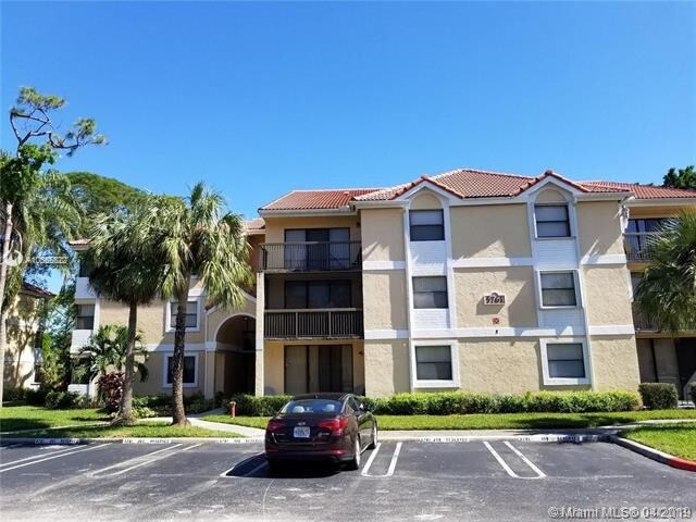 5761 Riverside Dr-Unit -101B4 in Coral Springs, FL - Building Photo - Building Photo