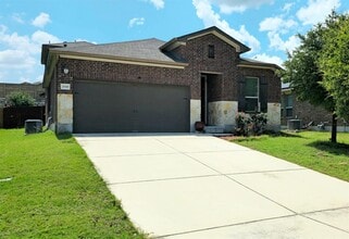 2048 Hat Bender Lp in Round Rock, TX - Building Photo - Building Photo