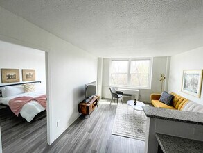 2515 Burnet Ave in Cincinnati, OH - Building Photo - Building Photo