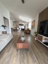 16410 Sapphire Bend in Weston, FL - Building Photo - Building Photo