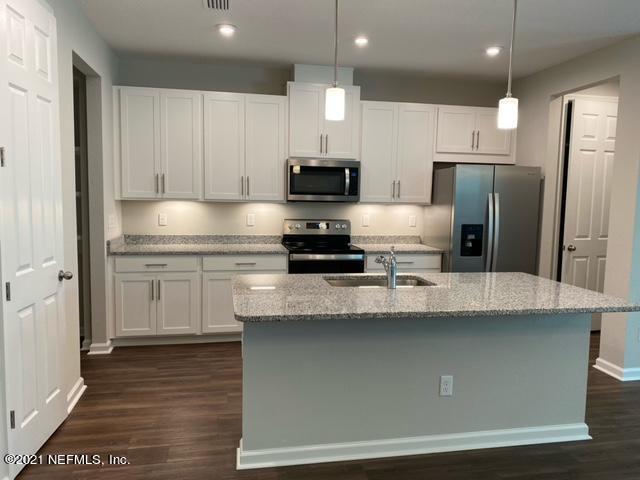 3651 Marsh Reserve Blvd in Jacksonville, FL - Building Photo