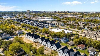 228 Richards St in College Station, TX - Building Photo