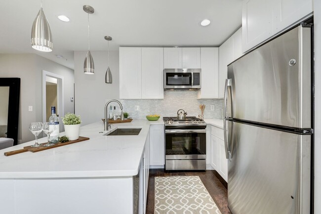 528 Kennedy St NW in Washington, DC - Building Photo - Building Photo
