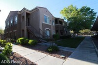 10245 S Maryland Pkwy