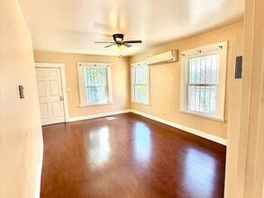2133 E Marsh St in Stockton, CA - Building Photo - Building Photo