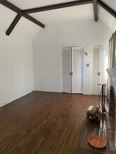 10343 Dunkirk Ave, Unit ENGLISH COTTAGE in Los Angeles, CA - Building Photo - Building Photo