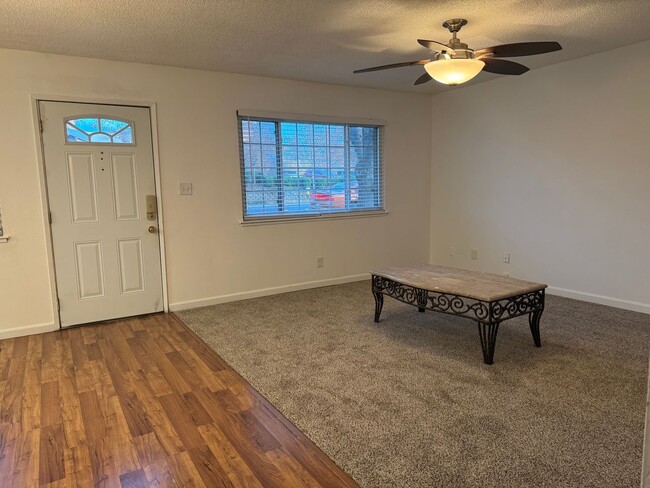 309 Harding Blvd in Roseville, CA - Building Photo - Building Photo