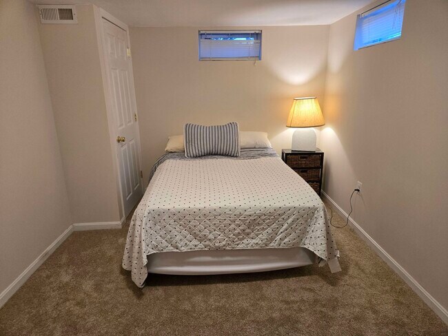 302 Park Hall S in Laurel, MD - Building Photo - Building Photo