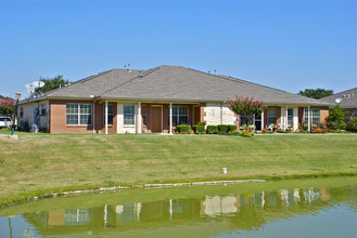 Autumn Oaks of Corinth in Corinth, TX - Foto de edificio - Building Photo