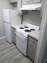 2201 Alta Ave, Unit Apt. 2 in Louisville, KY - Building Photo - Building Photo