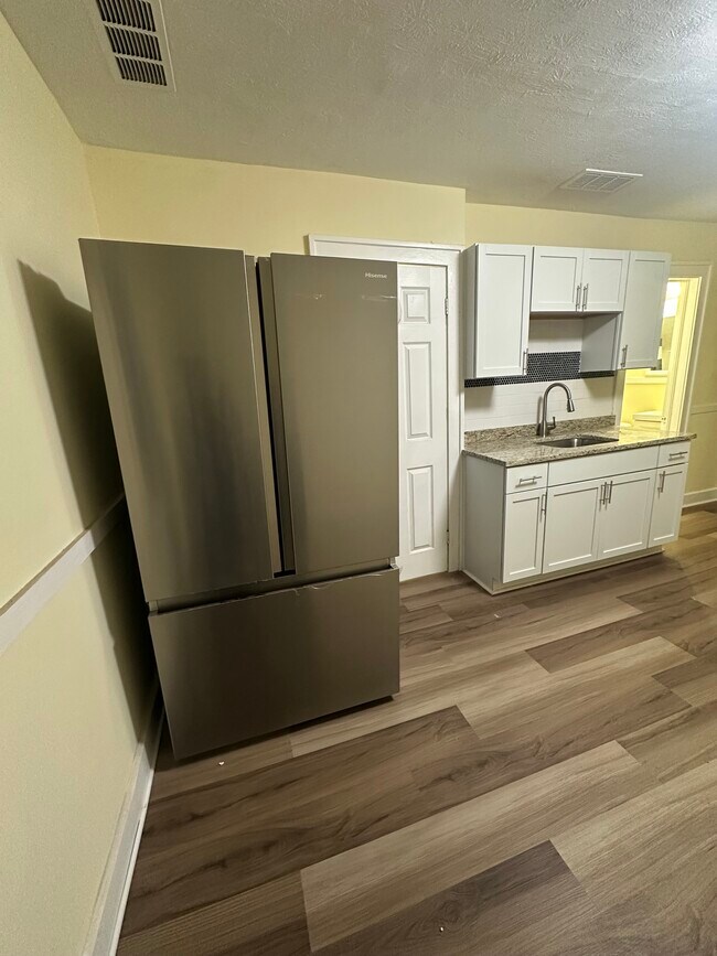 3412 W 94th St in Cleveland, OH - Building Photo - Building Photo