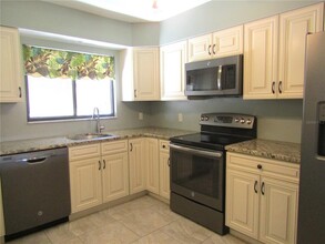 5188 Willow Links in Sarasota, FL - Foto de edificio - Building Photo