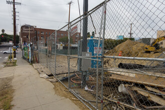611 Virgil Village in Los Angeles, CA - Building Photo - Building Photo