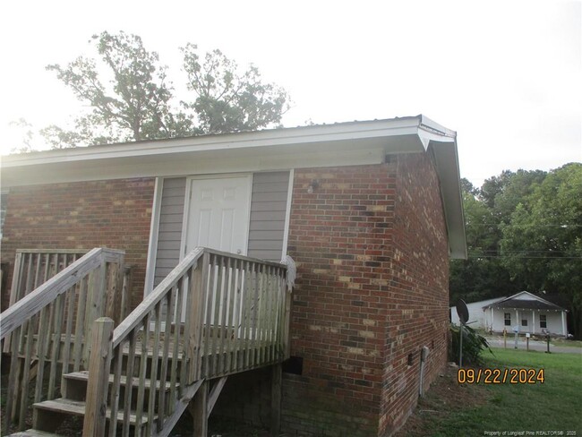 104 W North St in Roseboro, NC - Building Photo - Building Photo