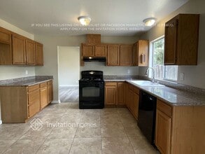 8255 Kilmer Cir in Sacramento, CA - Building Photo - Building Photo