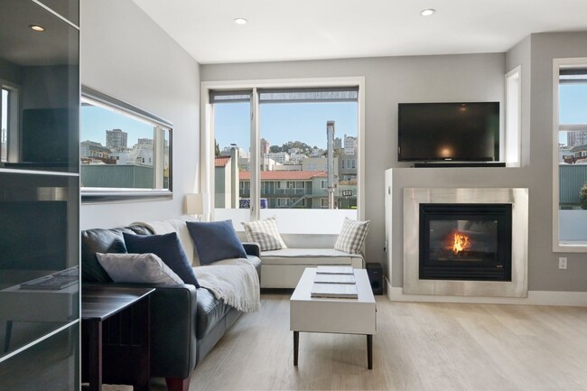 property at 1738 Lombard St