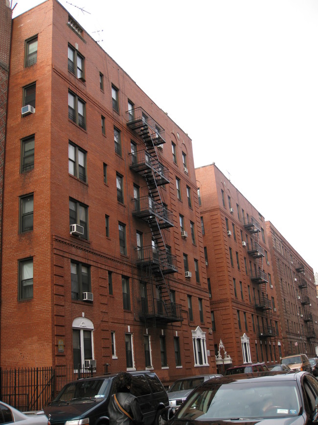 200 East 18th St in Brooklyn, NY - Building Photo - Building Photo