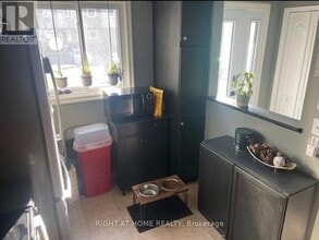 4338 Meadowvale Ln in Ottawa, ON - Building Photo - Building Photo