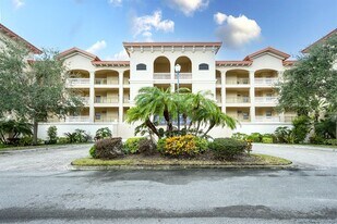 7702 Lake Vista Ct in Lakewood Ranch, FL - Building Photo