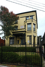 Dimitrov Apartments in Louisville, KY - Building Photo - Building Photo