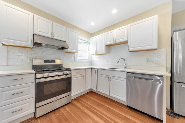 31 Champney St in Boston, MA - Foto de edificio - Building Photo