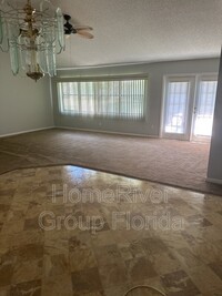 11510 Yellow Birch Ct in New Port Richey, FL - Foto de edificio - Building Photo