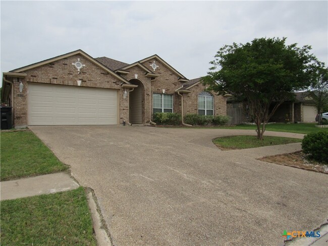 property at 1910 Schorn Dr