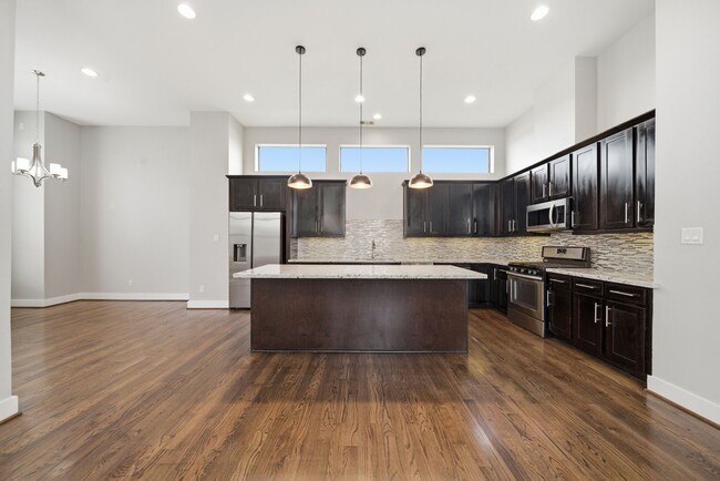 property at 1814 Thompson St