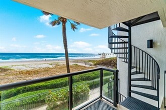 550 NE 21st Ave in Deerfield Beach, FL - Building Photo - Building Photo