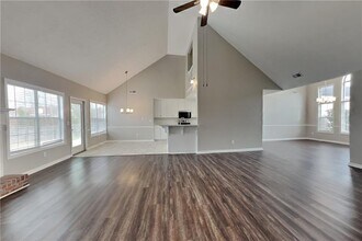 129 Graybrook Ct in Grayson, GA - Building Photo - Building Photo