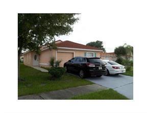 2338 Cordova Ct in Kissimmee, FL - Building Photo