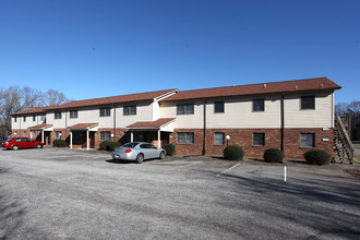 Timberline Townhomes in Winston-Salem, NC - Building Photo - Building Photo