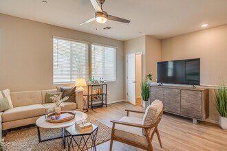 16830 N 141st Ave in Surprise, AZ - Foto de edificio - Building Photo