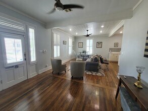 1409 Moody Ave in Galveston, TX - Building Photo - Building Photo