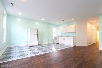 1315 W 18th St in Chicago, IL - Building Photo - Building Photo