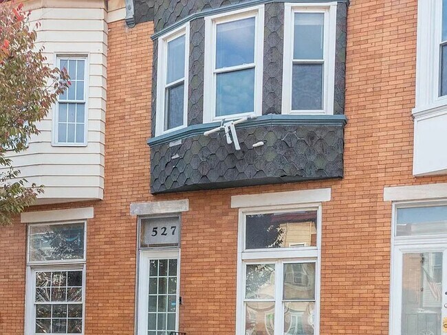 527 S Lehigh St in Baltimore, MD - Foto de edificio - Building Photo