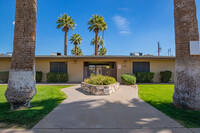 Desert Sunshine 3 in Phoenix, AZ - Foto de edificio - Building Photo