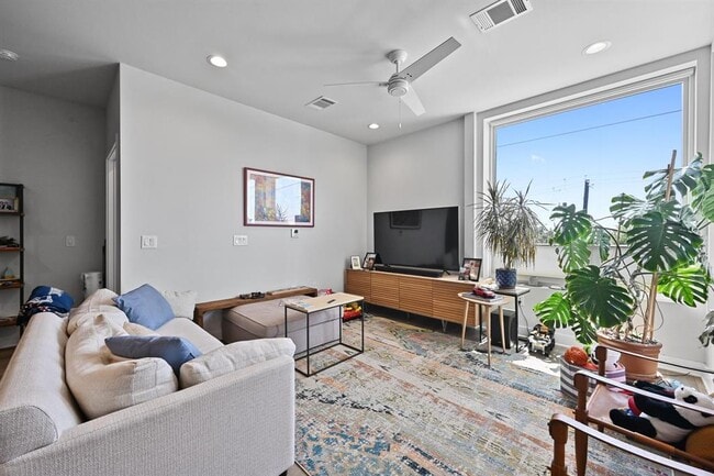 1800 E 4th St in Austin, TX - Building Photo - Building Photo