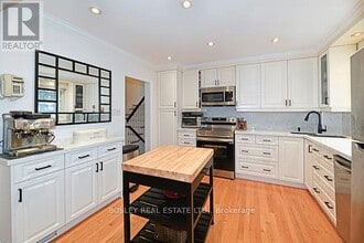 88 Carmichael Ave in Toronto, ON - Building Photo - Building Photo