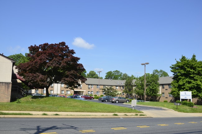 Grace Court in Lansdowne, PA - Foto de edificio - Building Photo