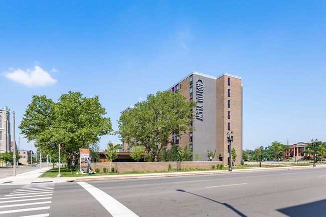 Capitol View Apartments in Lansing, MI - Foto de edificio - Building Photo