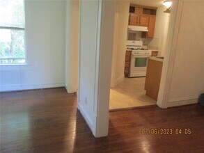 203 N Colson St in Dallas, TX - Building Photo - Building Photo