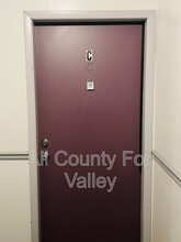 1930 Kenilworth Cir in Hoffman Estates, IL - Building Photo - Building Photo