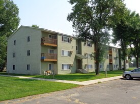 808 Evergreen Ave Apartments
