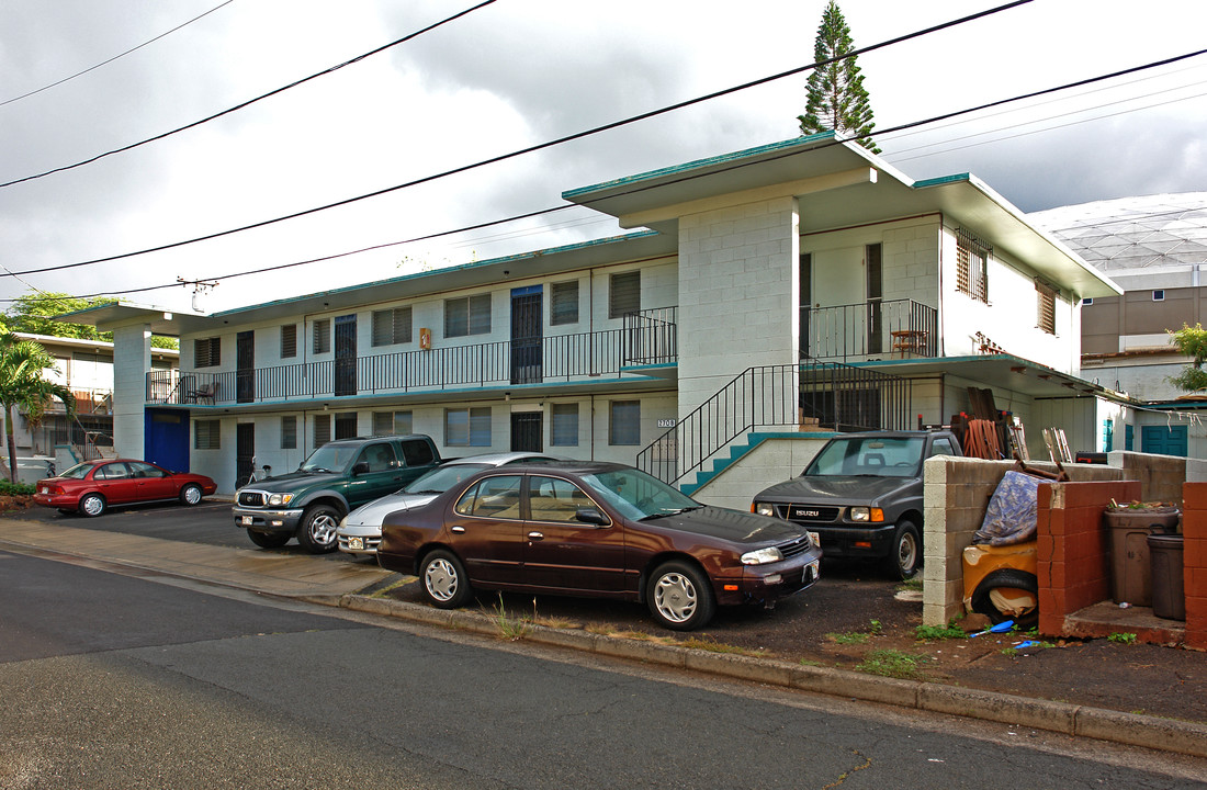 2708 Kolo Pl in Honolulu, HI - Building Photo