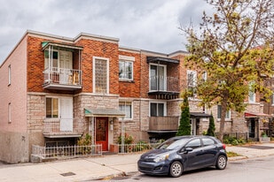 5626 Beaulieu Rue in Montréal, QC - Building Photo