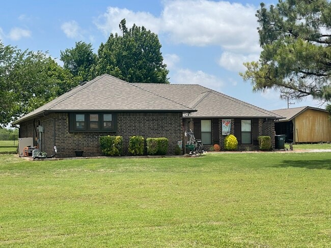 19201 Aerial Rd in Edmond, OK - Building Photo - Building Photo