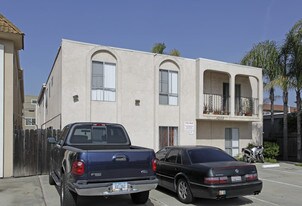 4560 Campus Ave Apartments